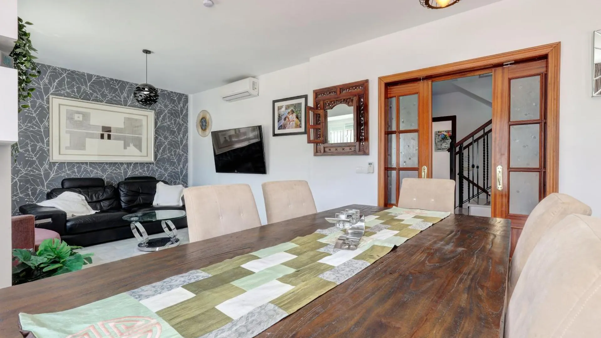 Chalet Familiar Con Hermosas Vistas Al Mar En Manilva Castillo de Sabinillas Spain